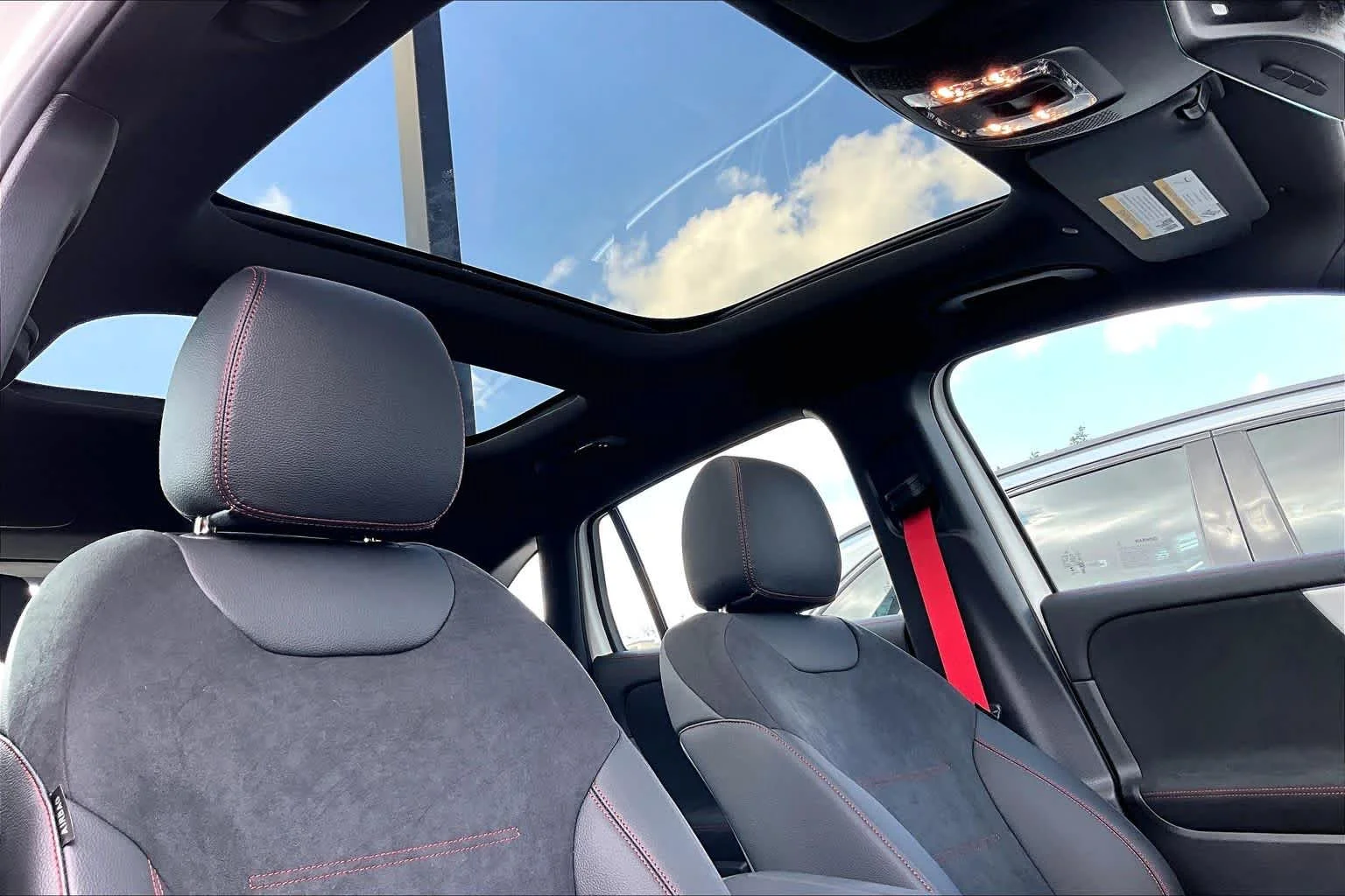 New 2026 Polar White Mercedes-Benz AMG® GLA 35 image 21