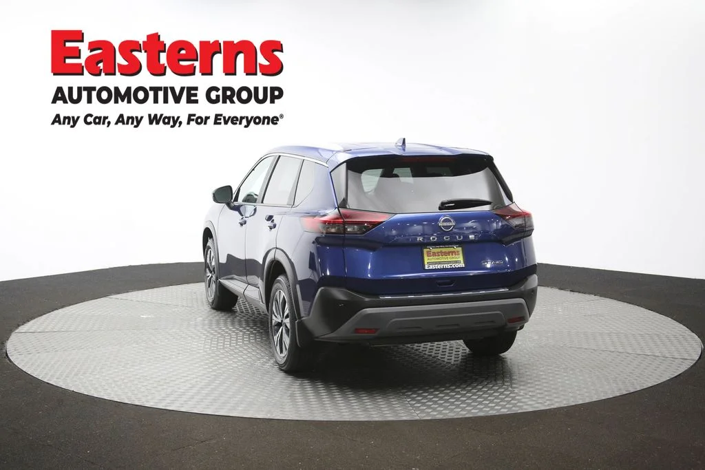 Used 2023 Blue Nissan SV image 40