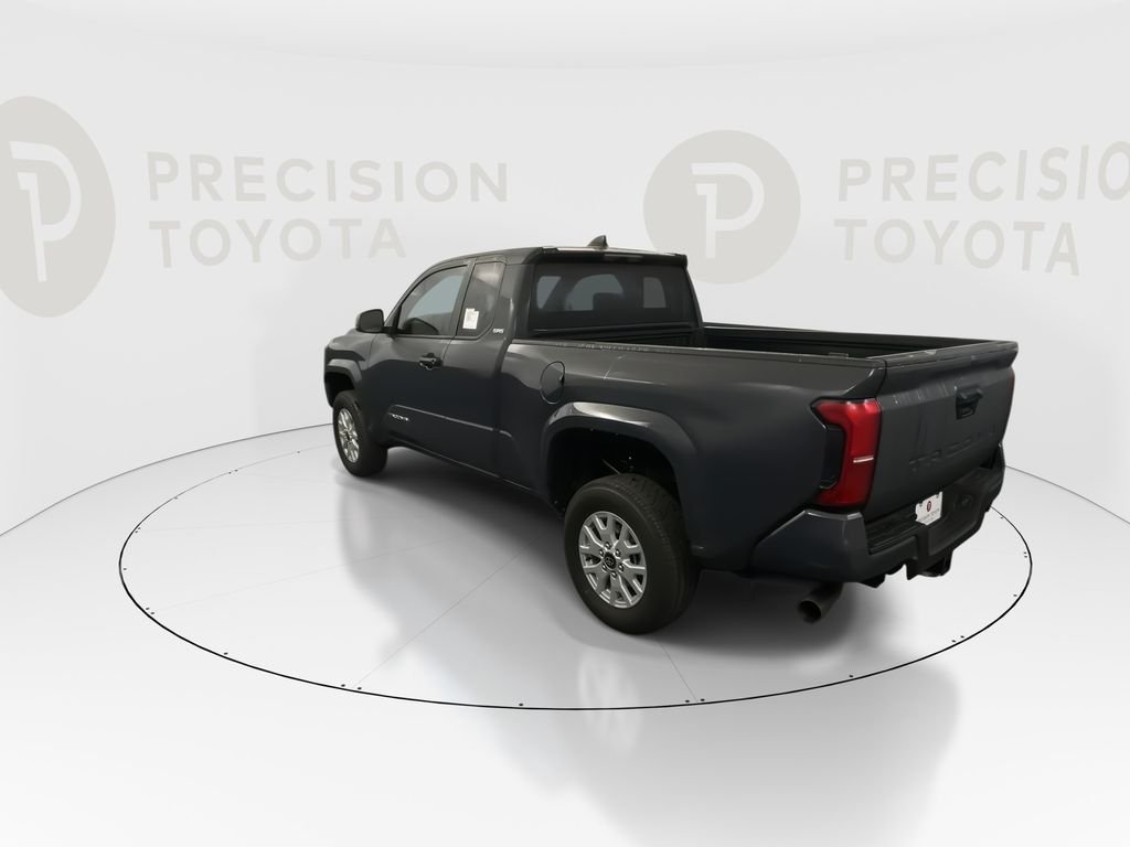 2026 Toyota Tacoma SR5 - Photo 14