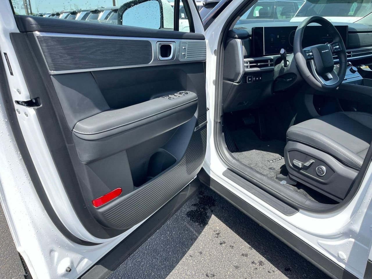 New 2027 White Hyundai Limited FWD image 14
