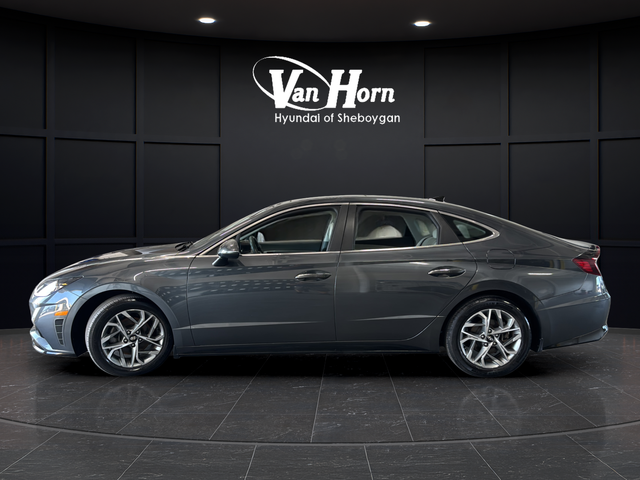 Used 2023 Portofino Gray Hyundai SEL image 4