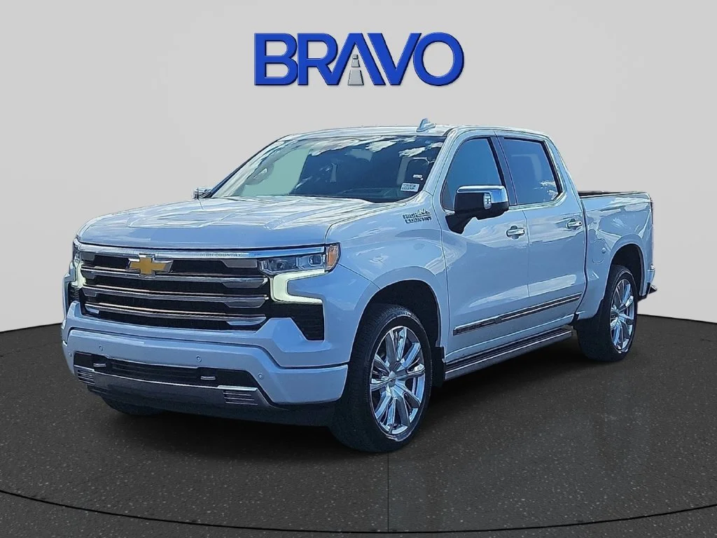 Used 2022 IRIDESCENT PEARL TRICOAT Chevrolet High Country image 1