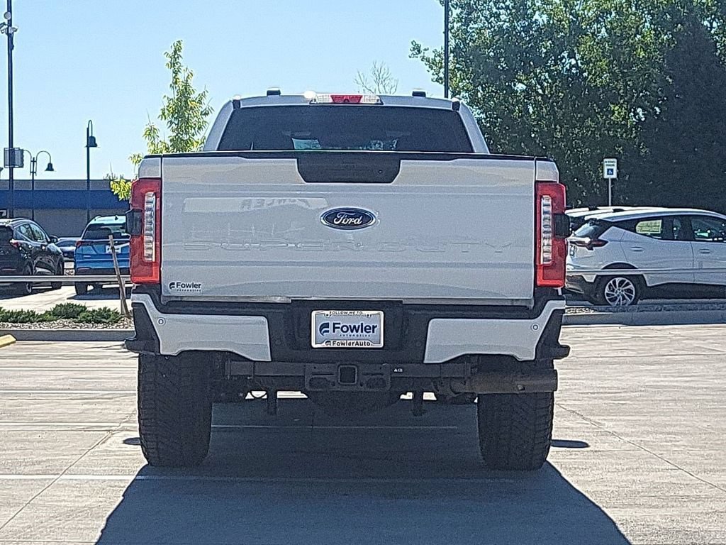 Used 2023 White Ford XL image 7