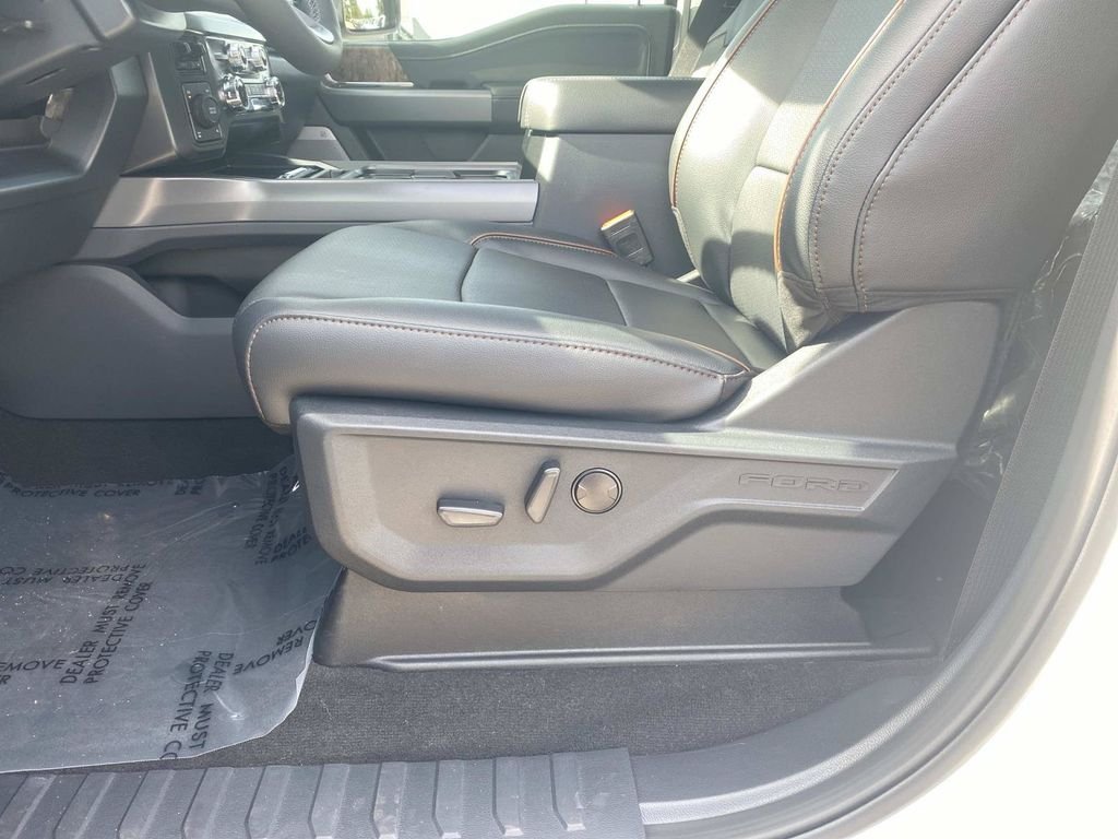 New 2026 Oxford White Ford F-250® Lariat® image 13