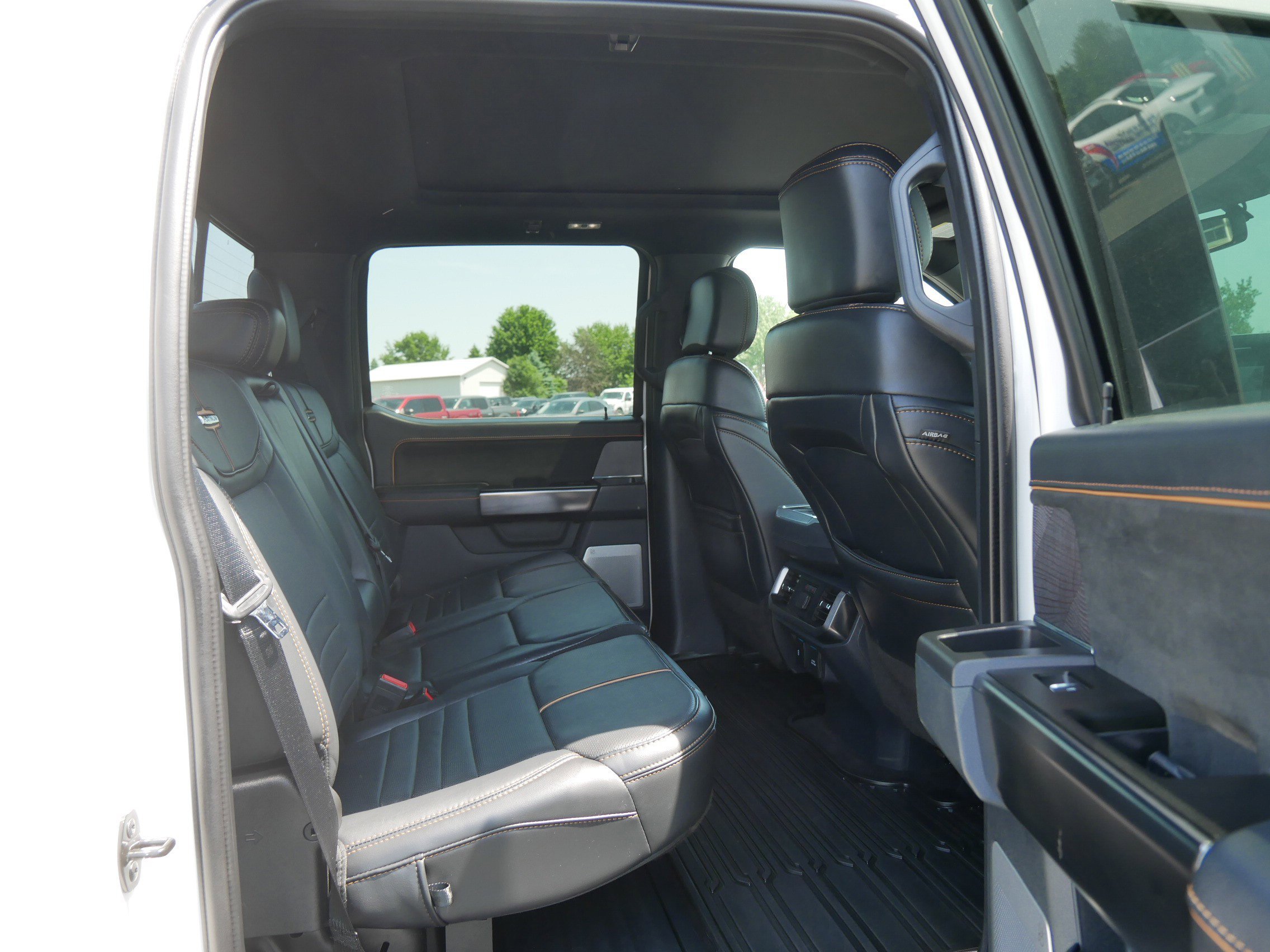 Used 2023 White Ford Platinum image 13