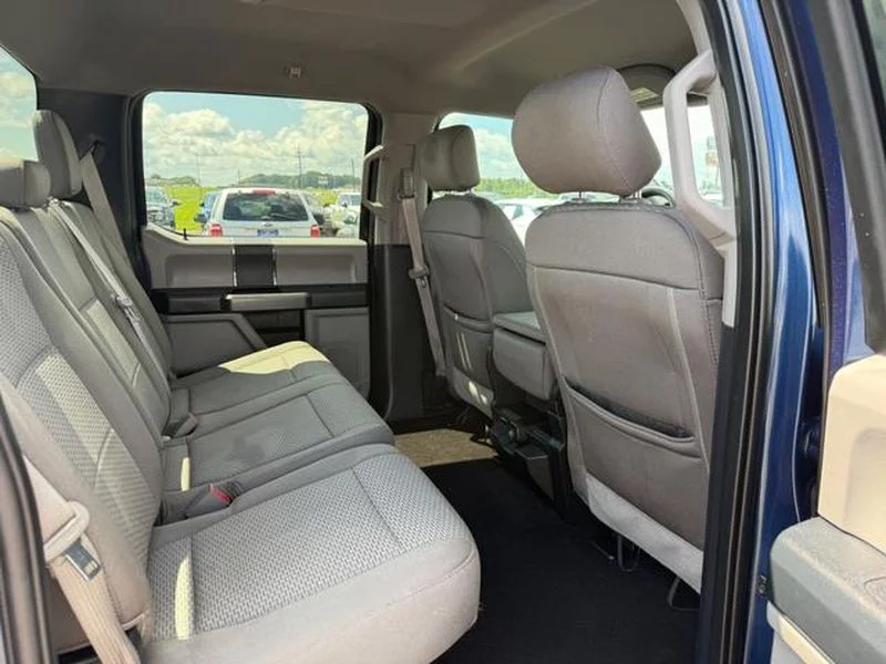 Used 2020 Blue Jeans Metallic Ford XLT image 11