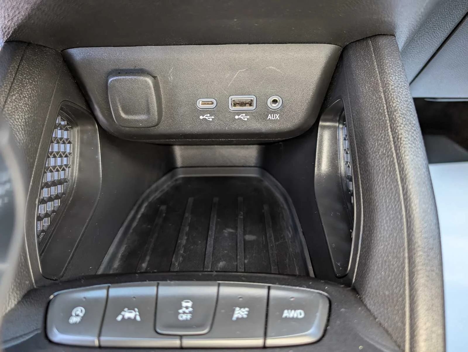 Used 2022 SUMMIT WHITE Chevrolet RS image 30