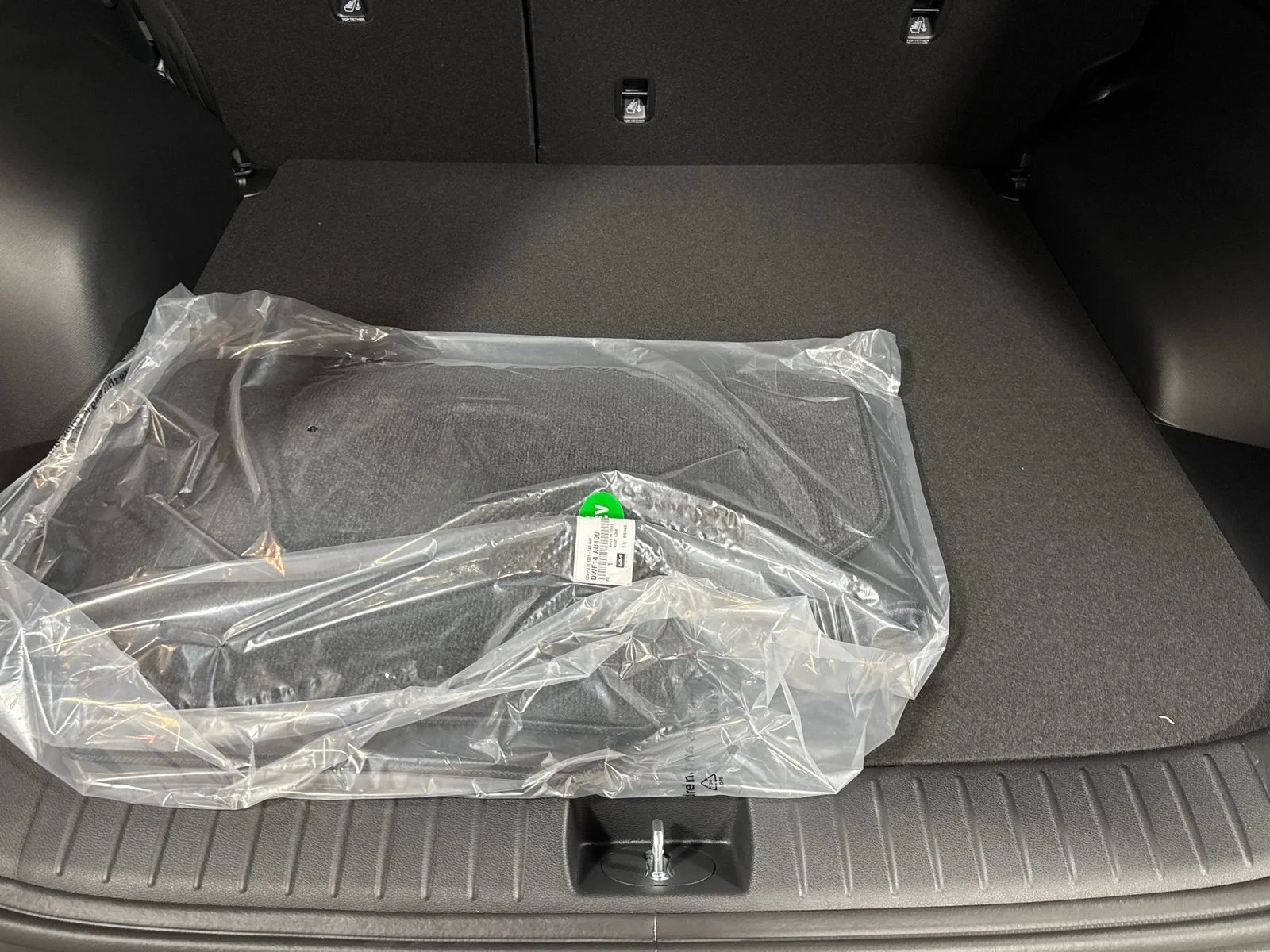 New 2026 Steel Gray Kia LX image 24
