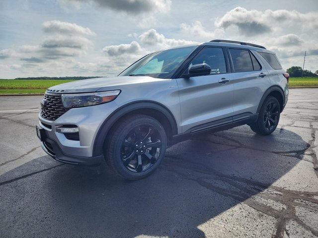 2022 Ford Explorer ST-Line