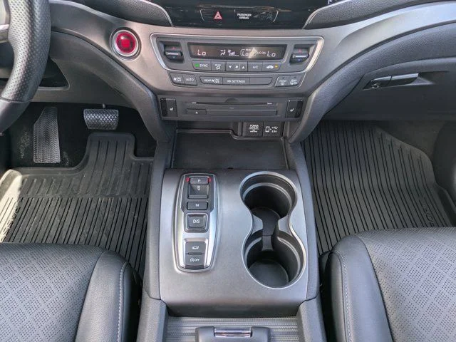 Used 2019 Modern Steel Metallic Honda EX-L image 18