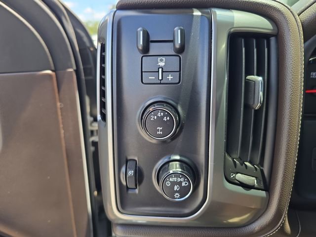 2015 Chevrolet Silverado 3500HD LTZ - Photo 23