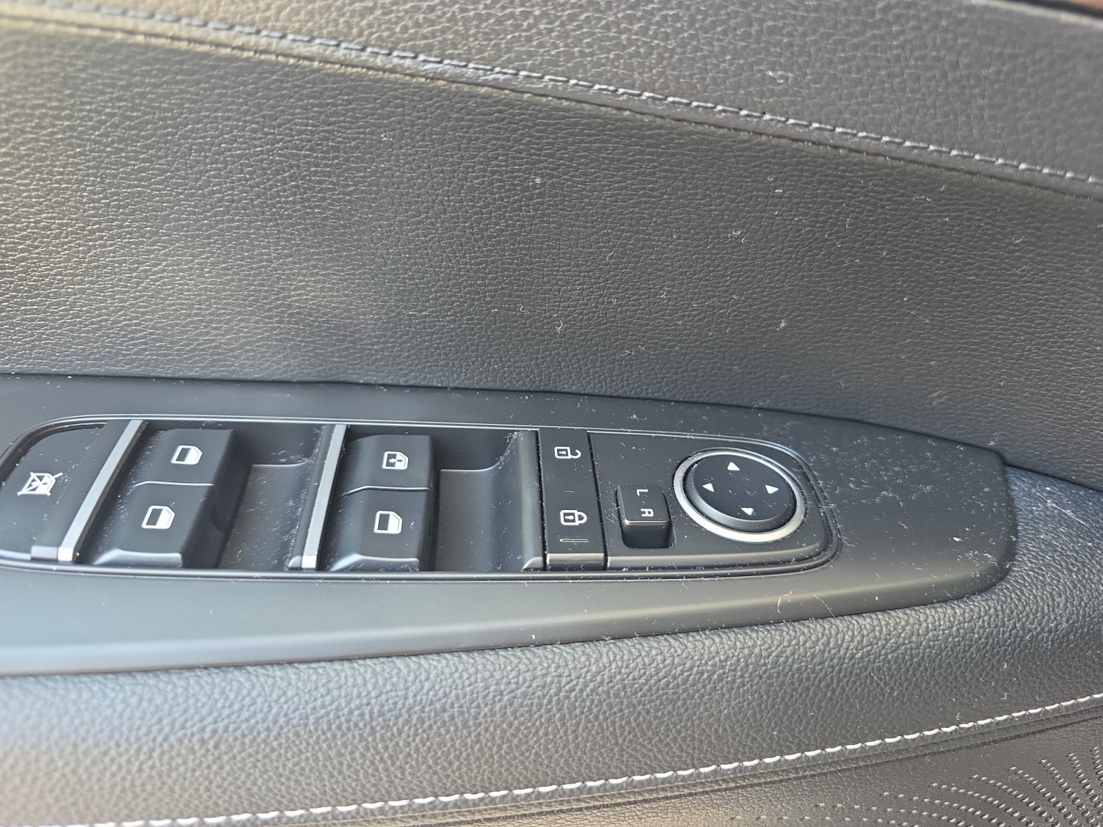 Certified Used 2023 Gravity Gray Kia GT-Line image 27