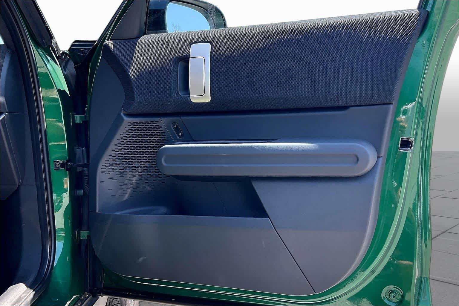2025 MINI Countryman S - Photo 24