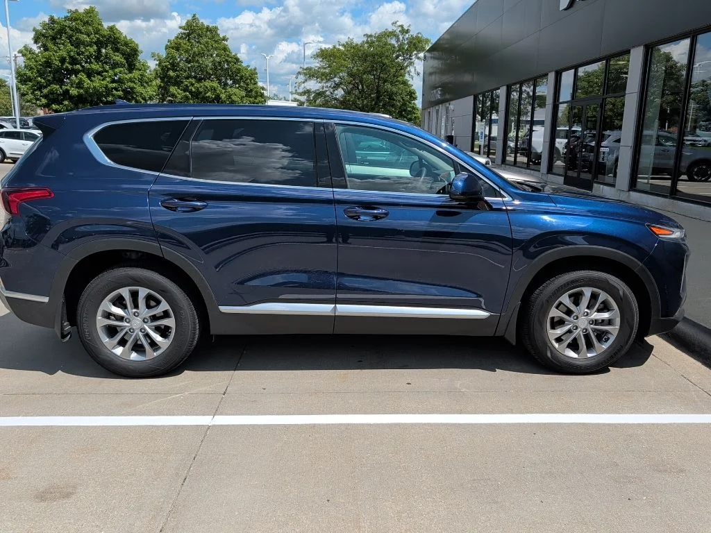 Certified Used 2020 Blue Hyundai SEL image 4