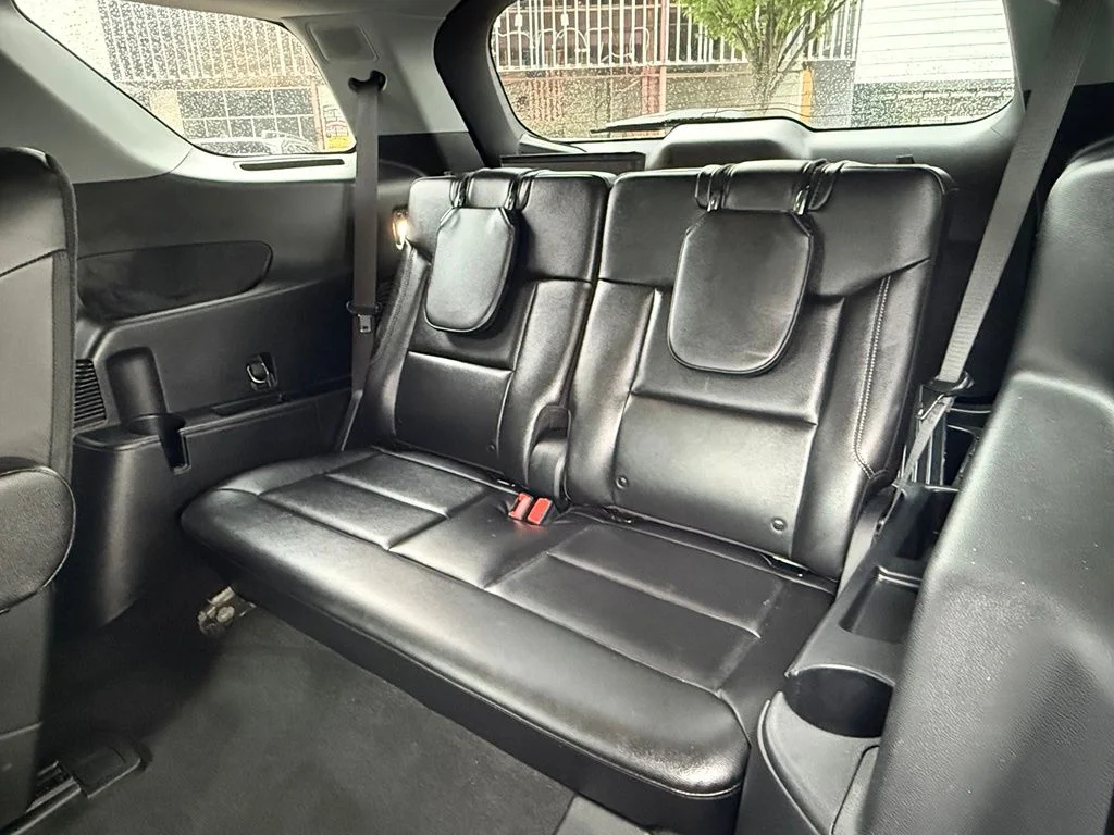 Used 2022 Green Ford Limited image 29