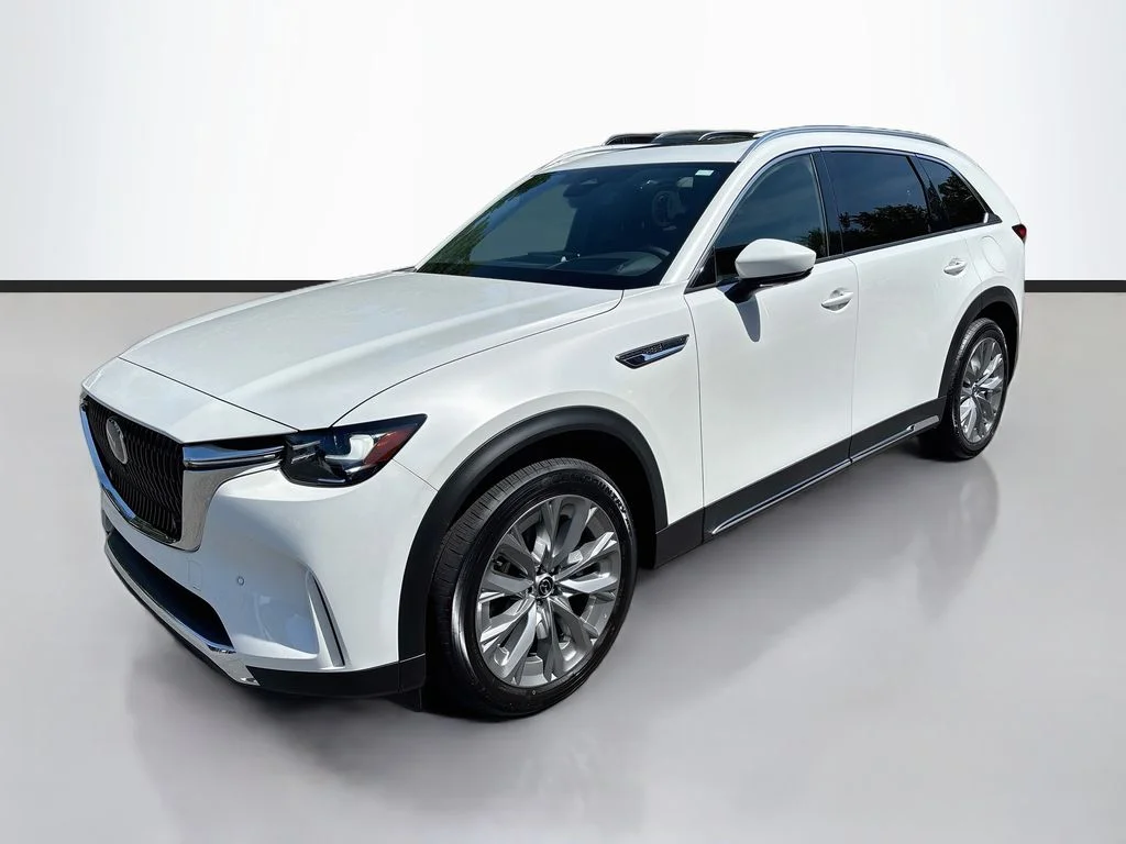 New 2026 Rhodium White Premium Mazda 3.3 Turbo Premium Plus AWD image 3