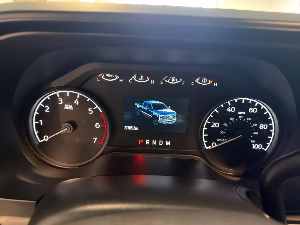 Used 2025 Gray Ford XLT image 16