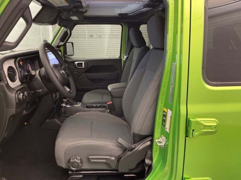 New 2026 Mojito Clear-Coat Exterior Paint Jeep Sport S image 14