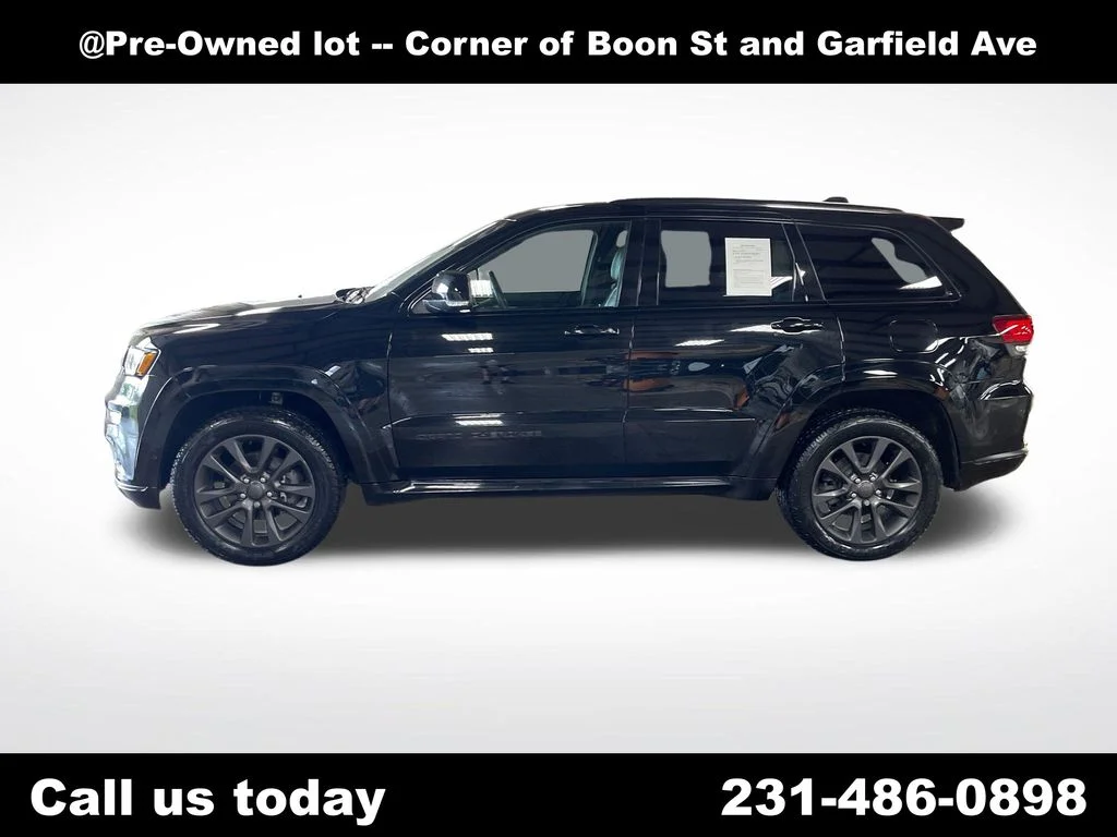 Used 2018 Black Jeep Overland image 2