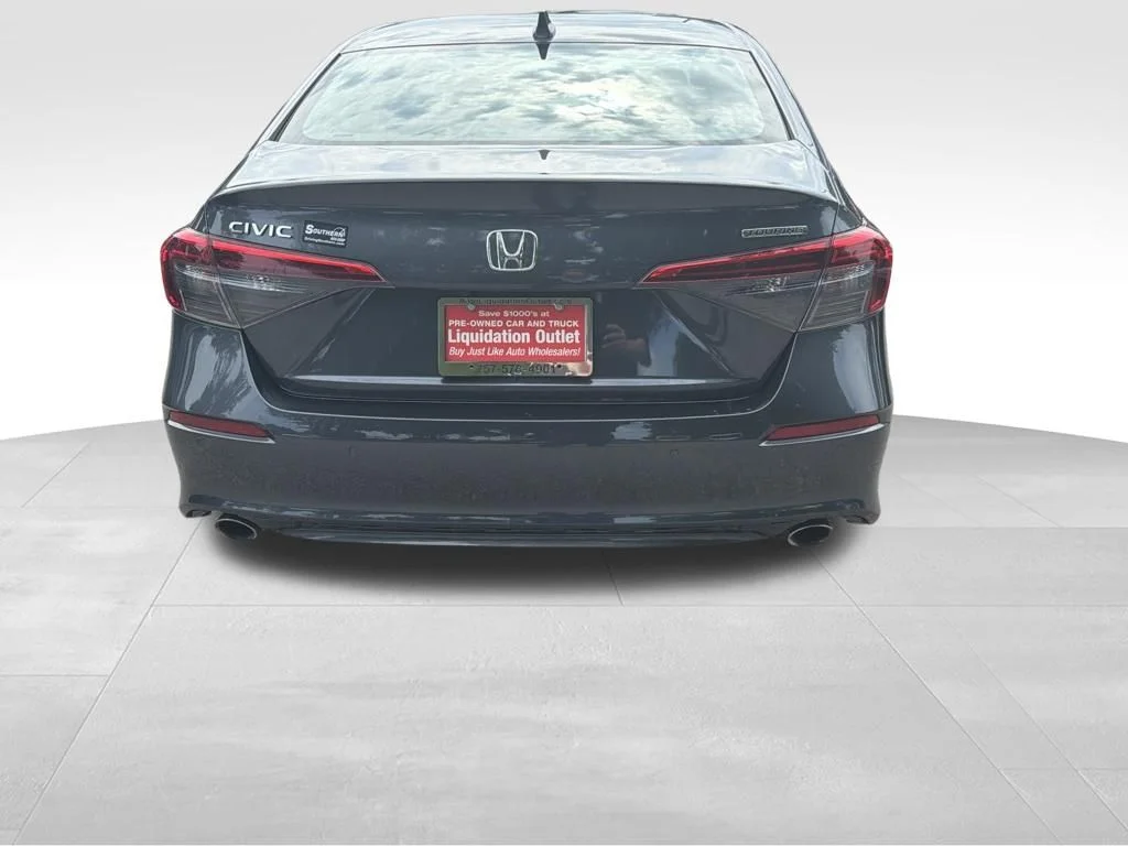 Used 2024 Gray Honda Touring image 7