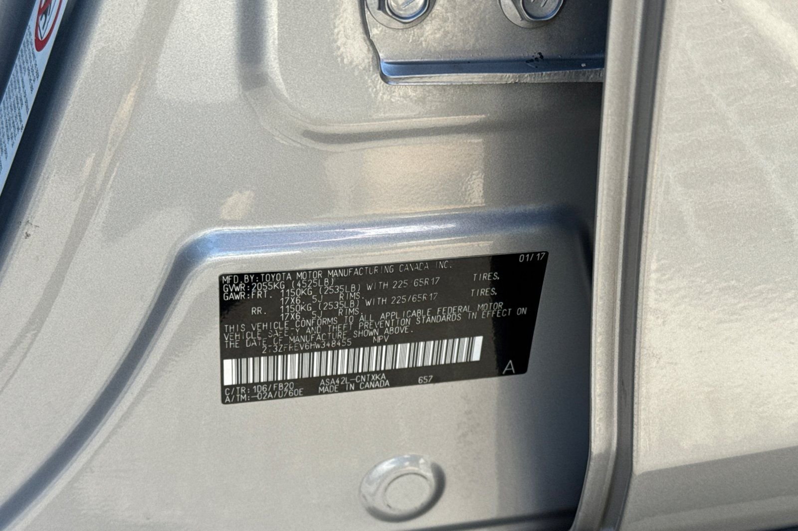 Certified Used 2017 Silver Toyota LE image 34