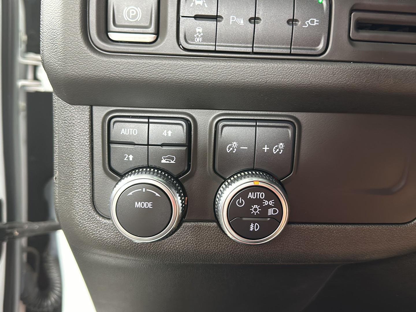 Used 2021 Summit White GMC SLT image 36