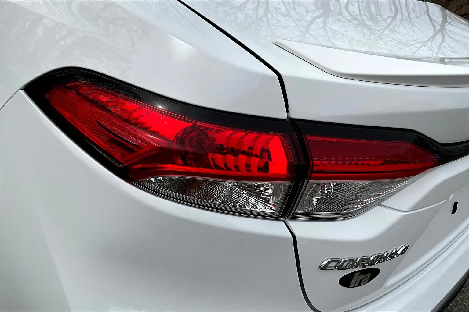 Used 2024 Ice Cap Toyota SE image 26