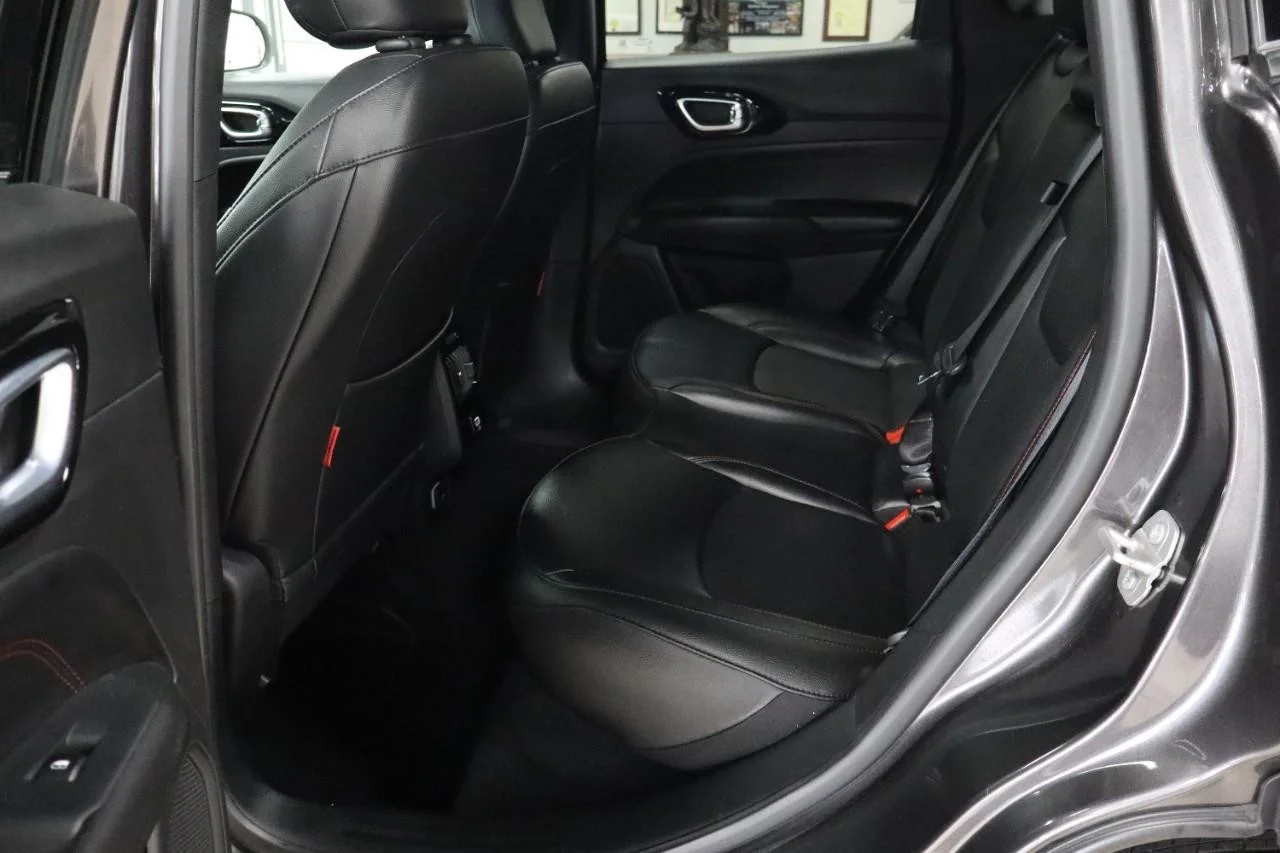 Used 2024 Baltic Gray Metallic Clear Coat Jeep Trailhawk image 16