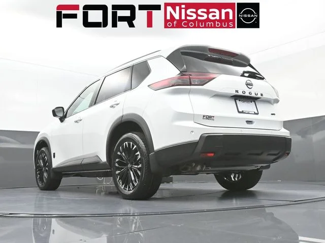 New 2026 Everest White Pearl TriCoat Nissan Dark Armor™ image 37