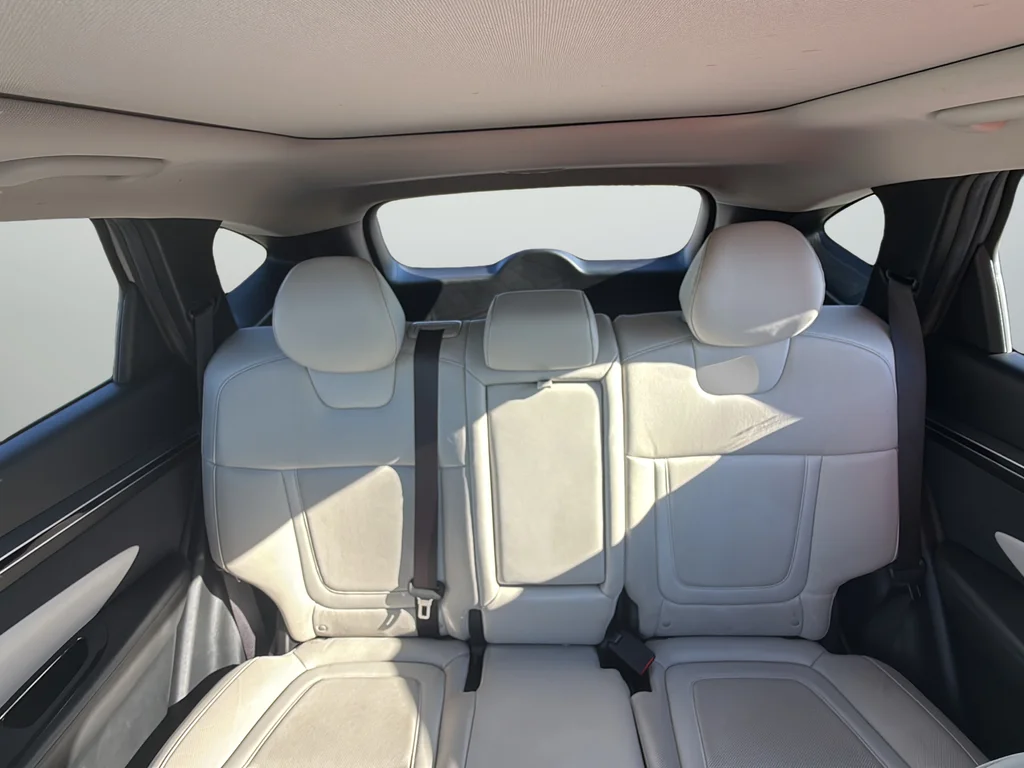 Used 2023 Silver Hyundai Limited image 27