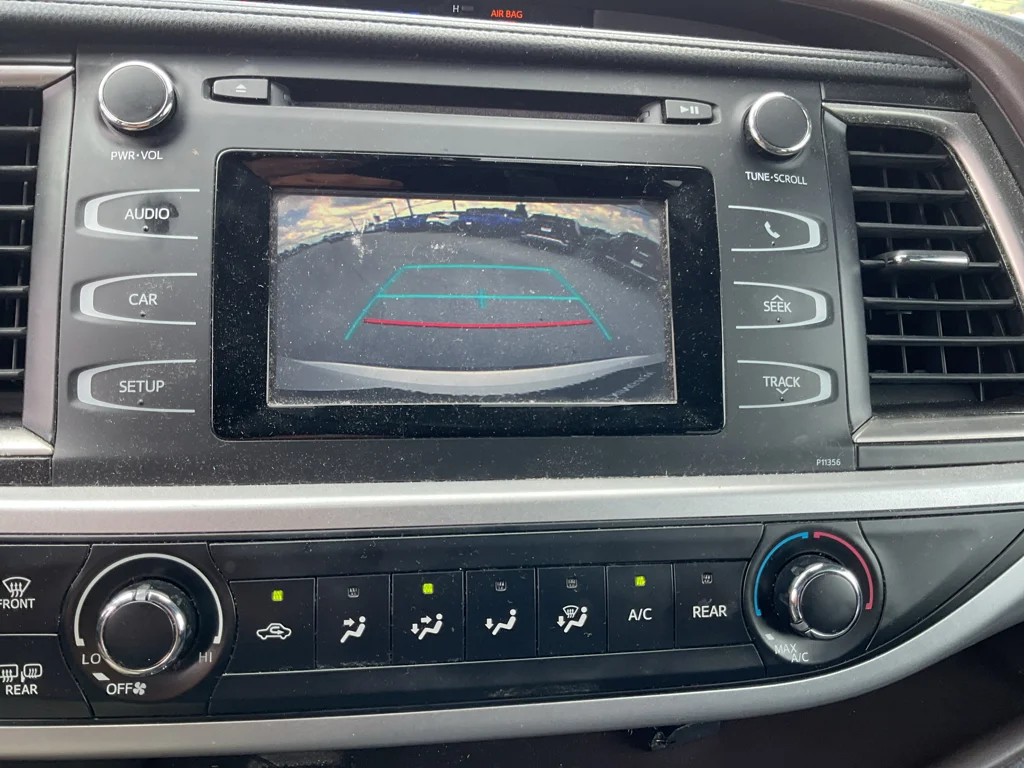 Used 2018 Blizzard Pearl Toyota LE image 16