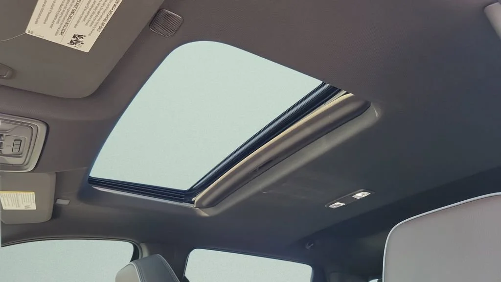 New 2026 Glacier White Tricoat GMC Denali image 17