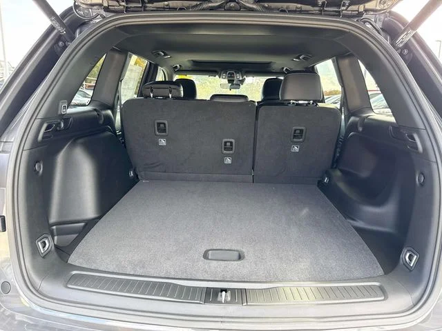 New 2025 Gray Jeep Altitude X image 7