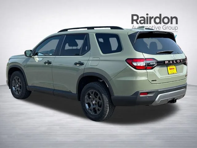 Certified Used 2026 Ash Green Metallic Honda TrailSport image 5