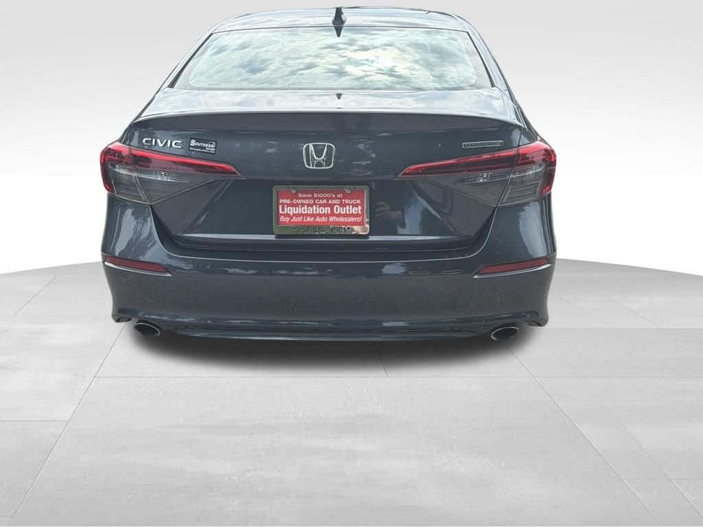 Used 2024 Gray Honda Touring image 7