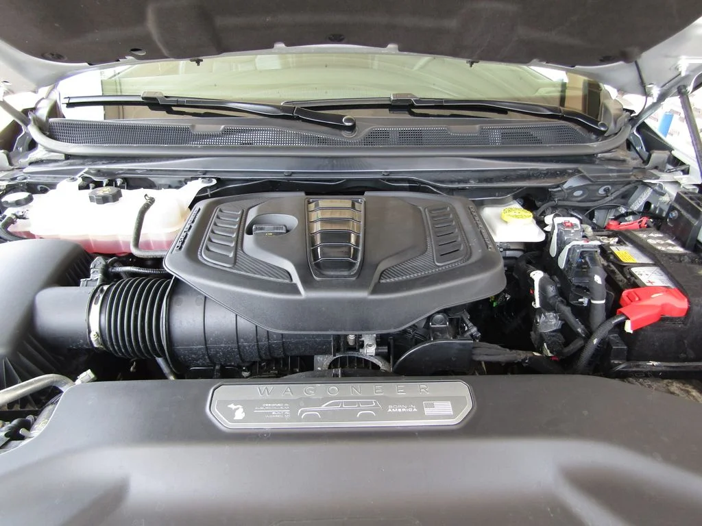 Used 2025 Silver Zynith Jeep Series II image 35