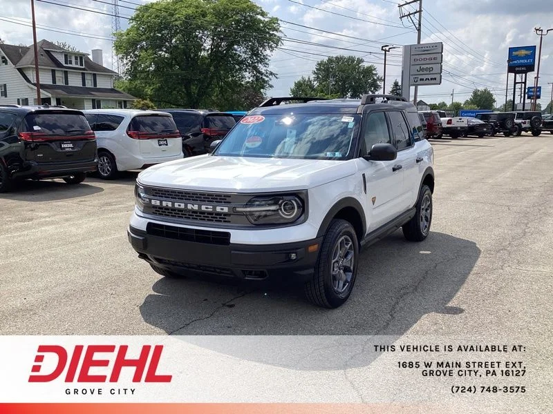 Used 2022 White Ford Badlands image 3