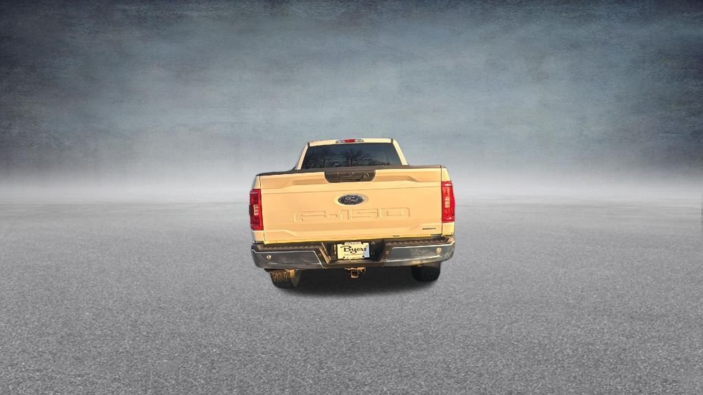 Used 2023 Oxford White Ford XLT image 34