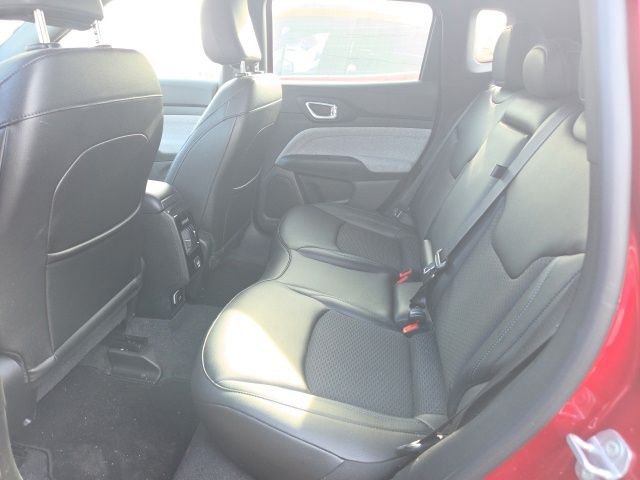 Used 2025 Red Jeep Latitude image 3
