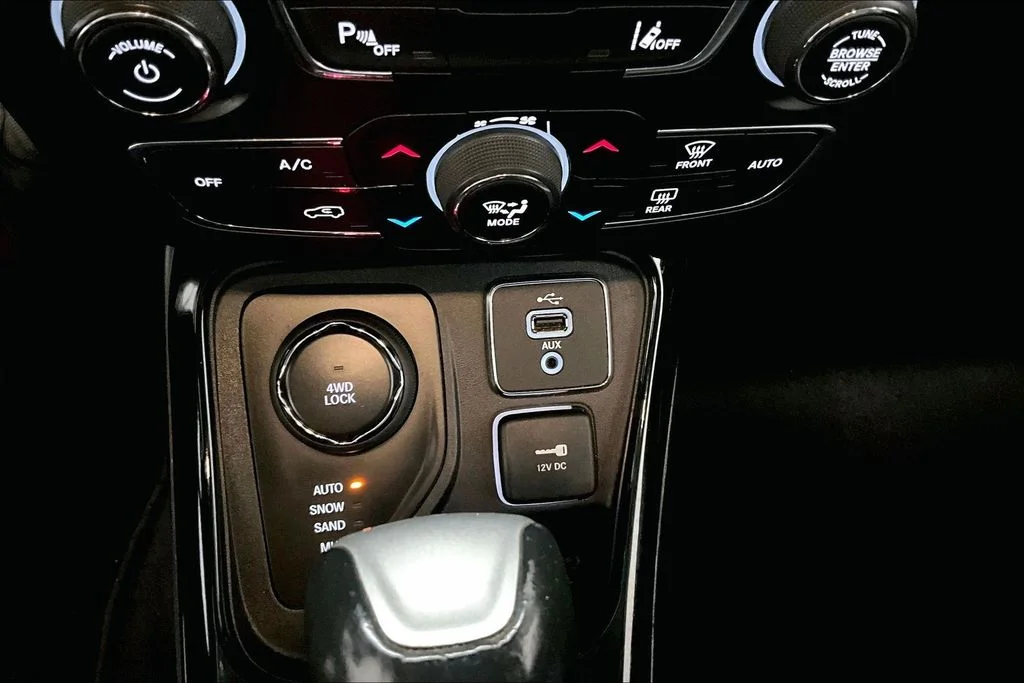 Used 2018 Black Jeep Limited image 16
