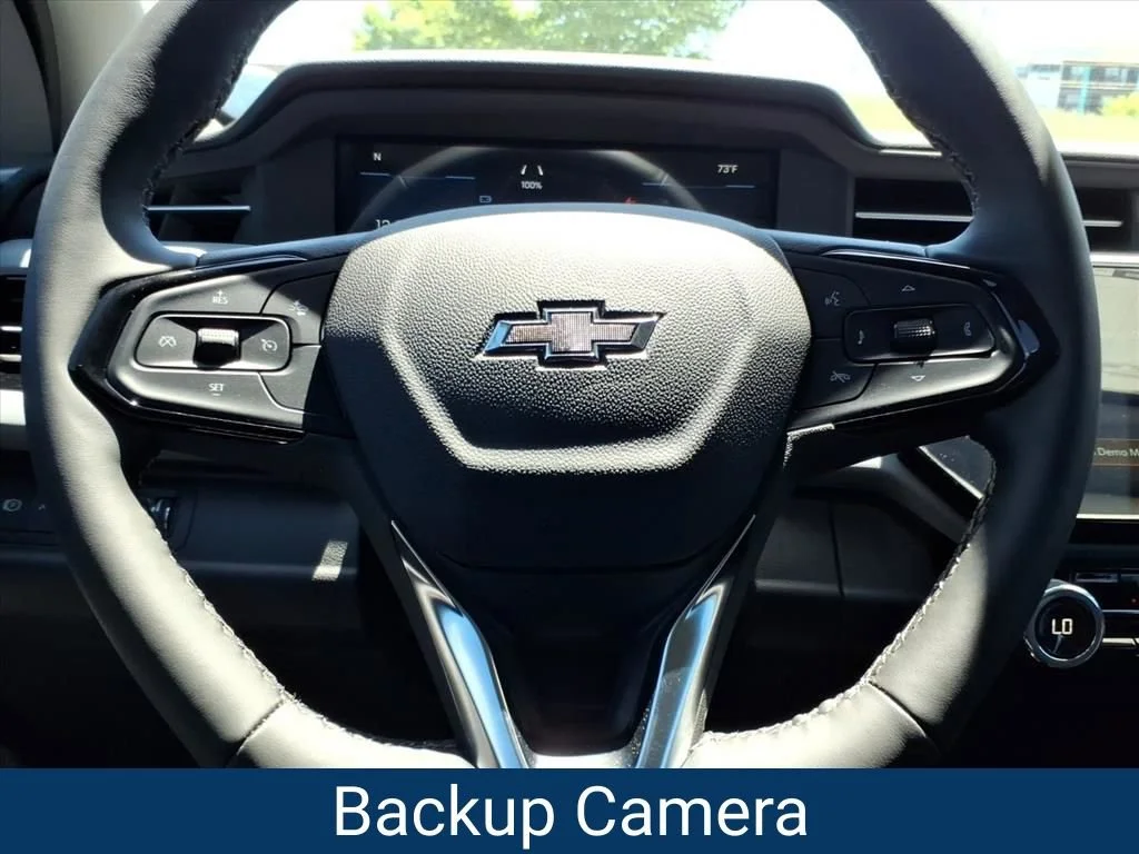 New 2027 Summit White Chevrolet LT image 12