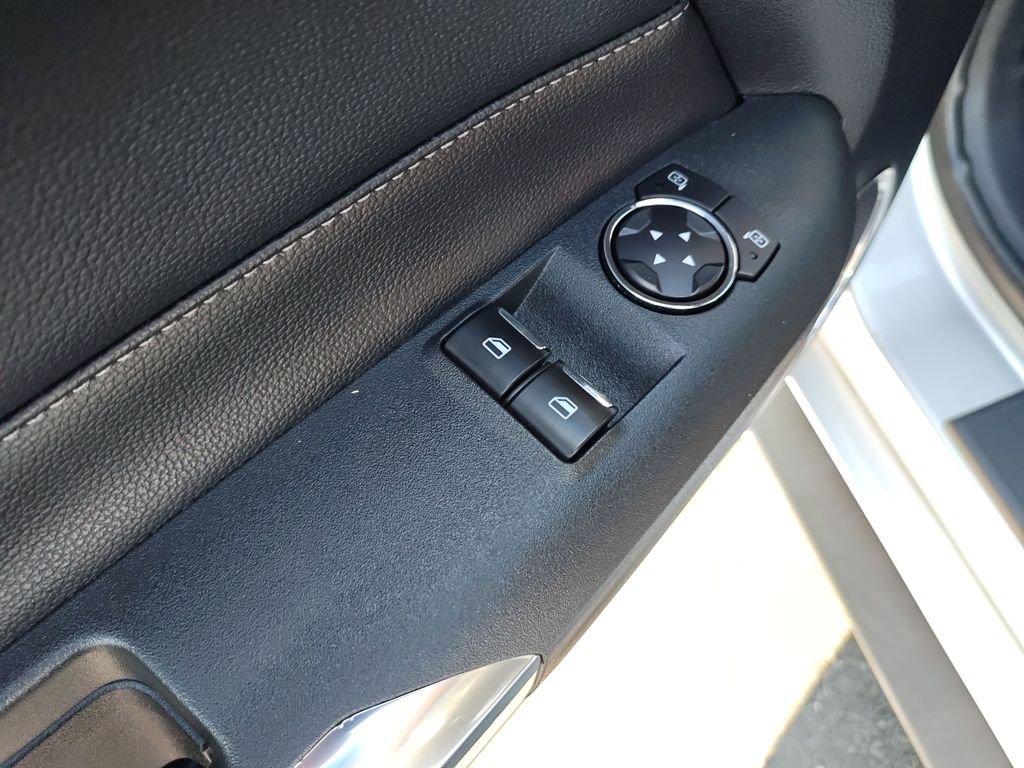 Used 2019 Silver Ford GT Premium image 11