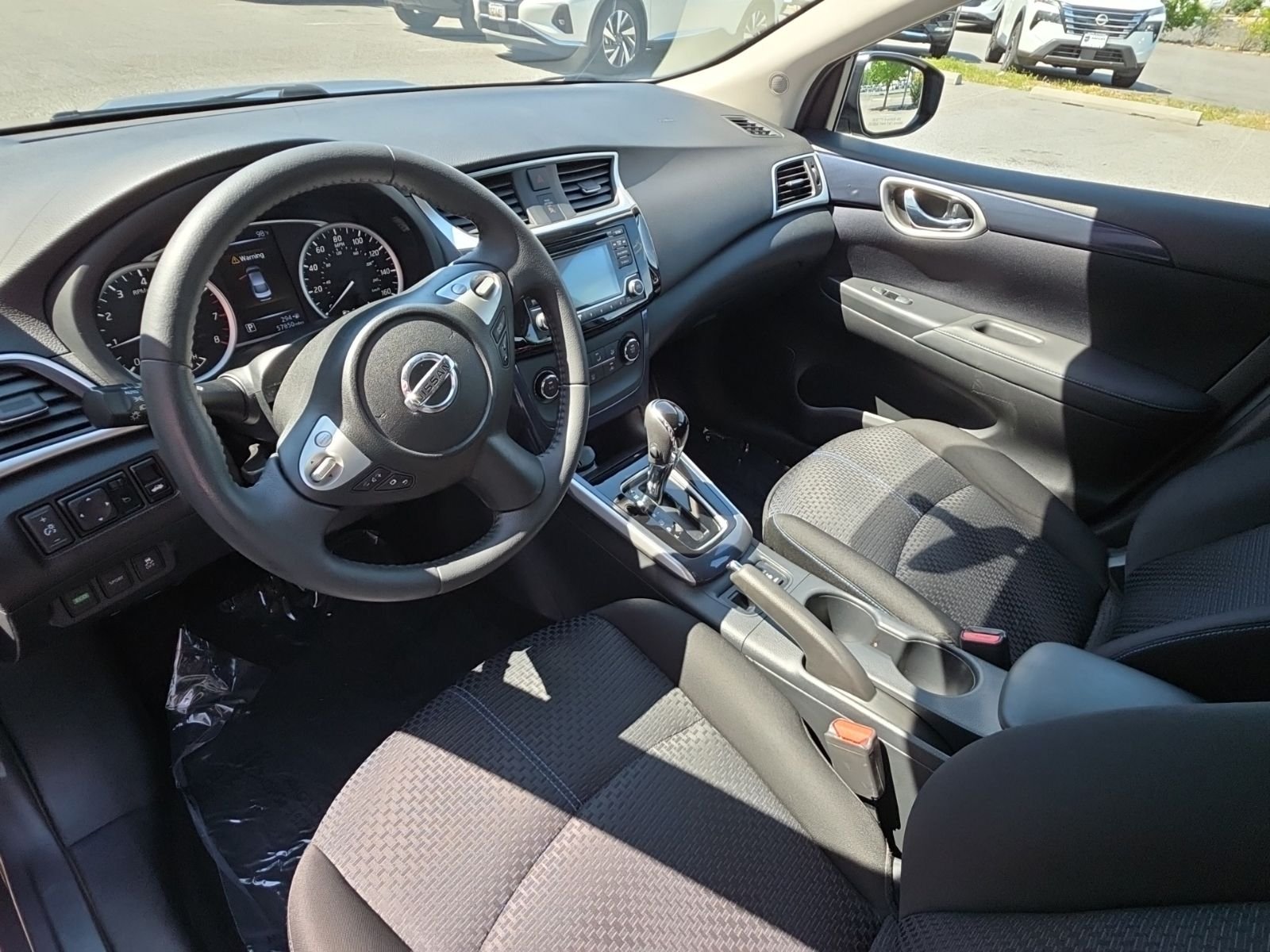 Used 2017 Gray Nissan SR image 12