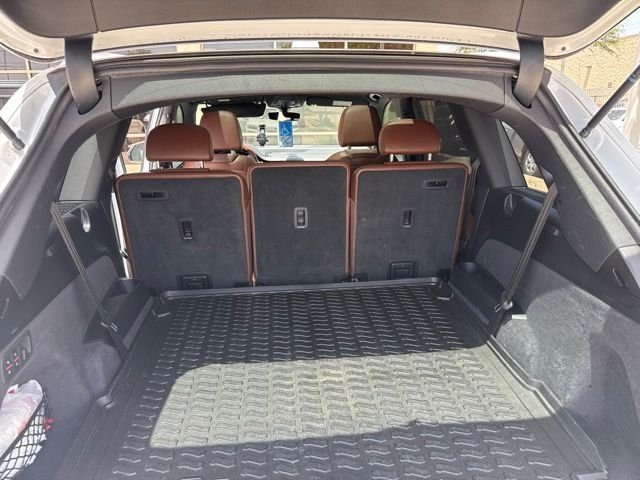 Used 2019  Audi 55 Prestige image 11