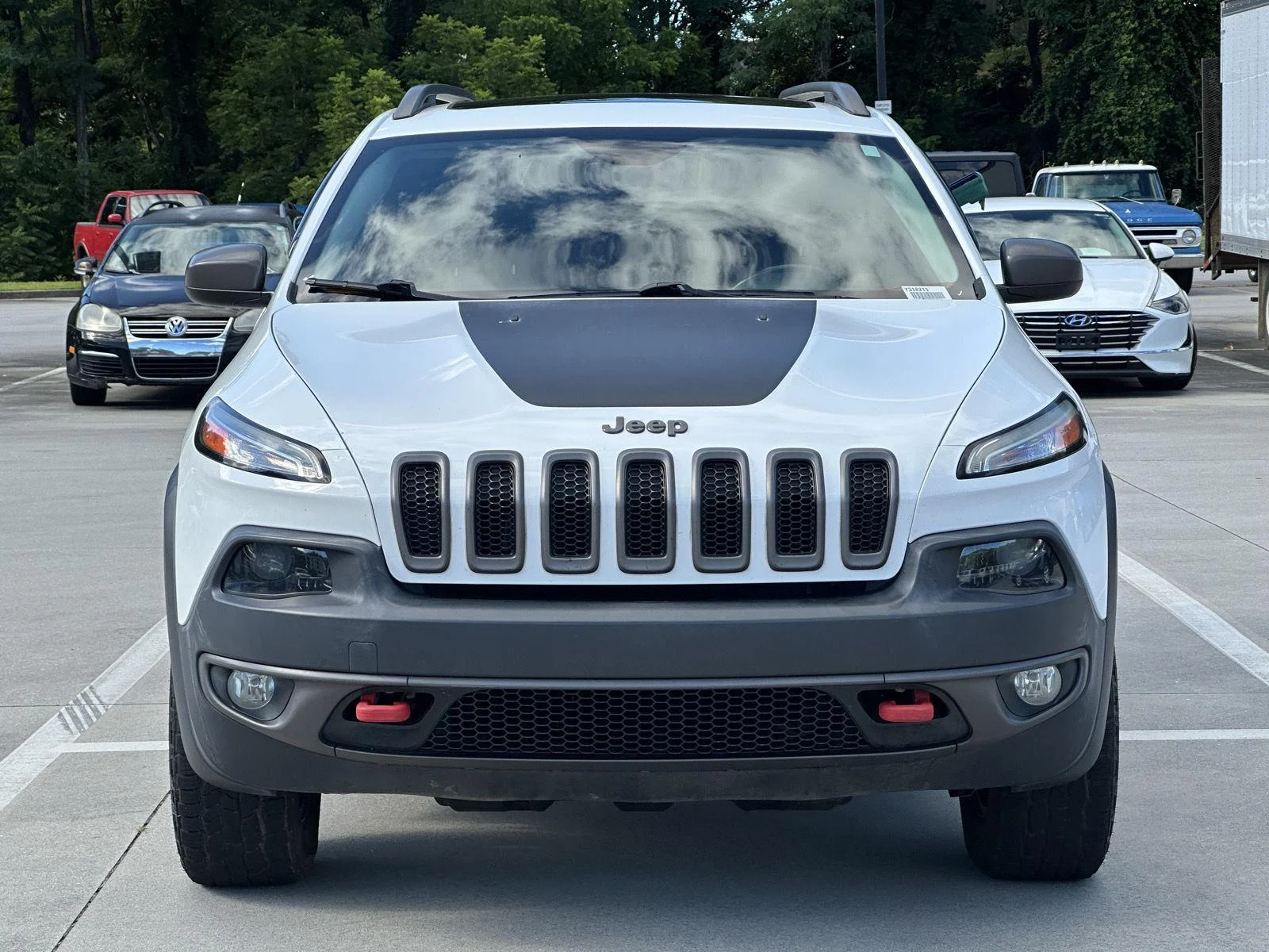 Used 2014 Jeep Cherokee Trailhawk with VIN 1C4PJMBB4EW318211 for sale in Clayton, GA