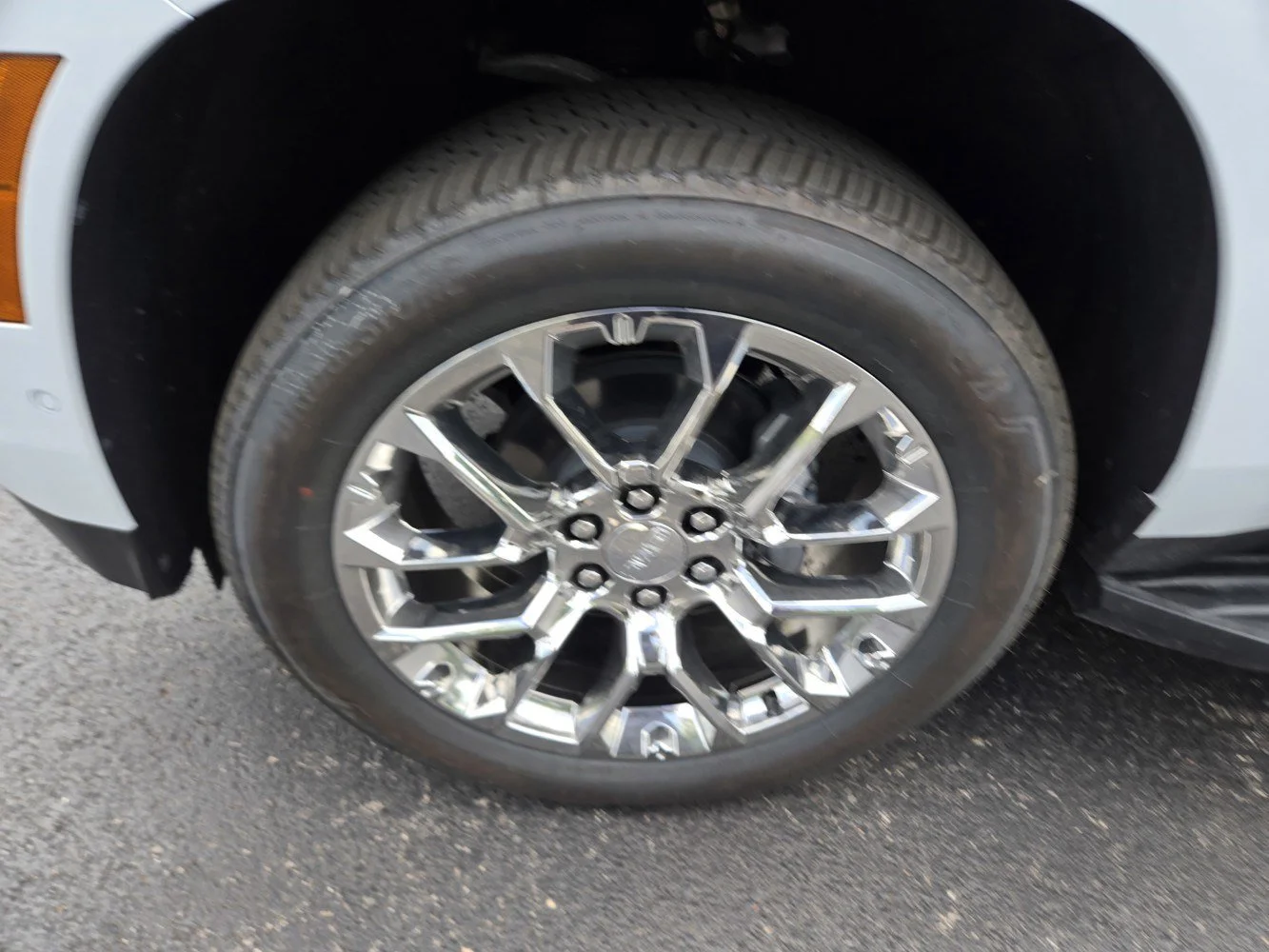 2026 GMC Yukon Denali - Photo 36