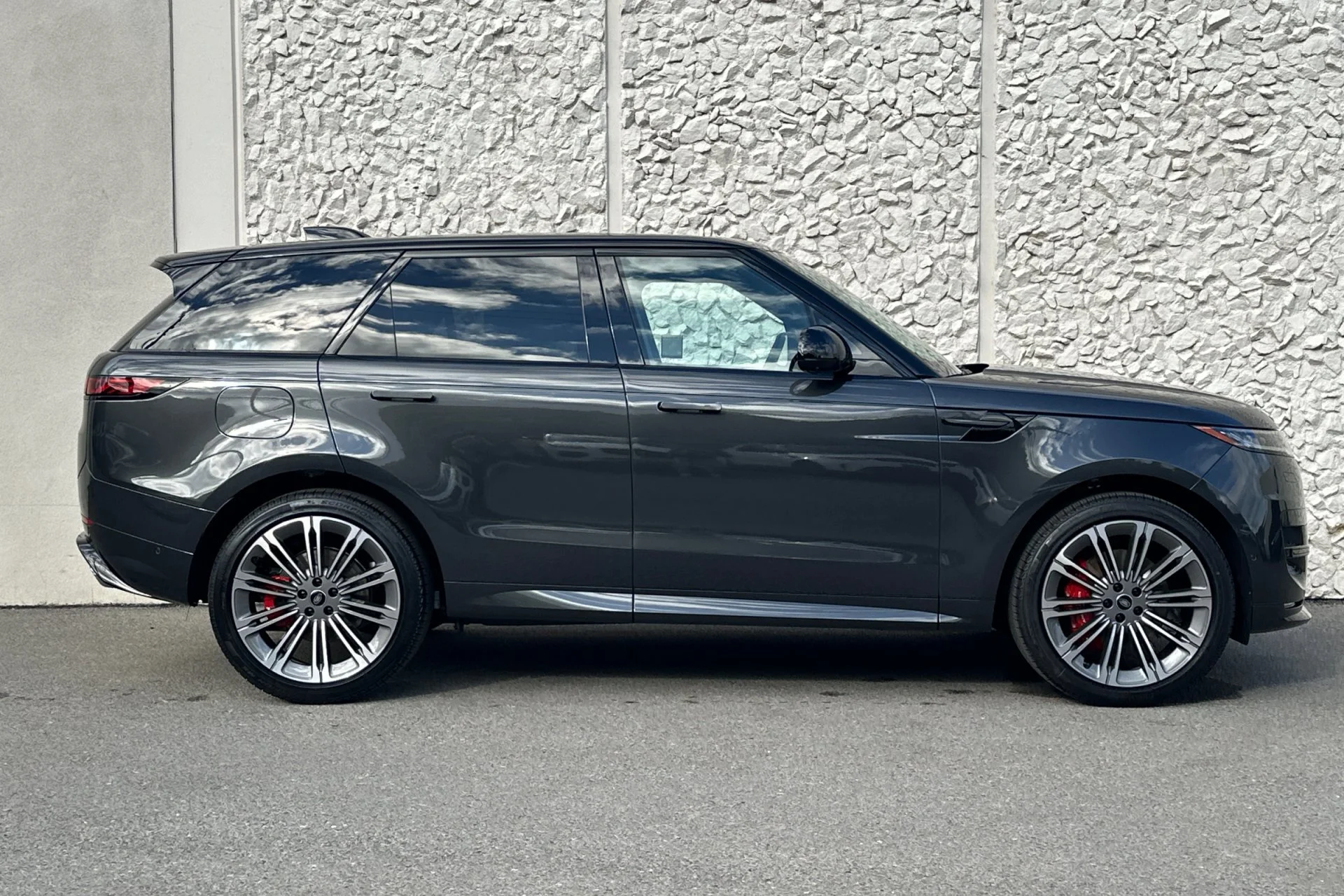 2025 Land Rover Range Rover Sport Dynamic SE - Photo 8