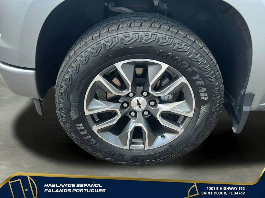 Used 2024 Sterling Gray Metallic Chevrolet RST image 41