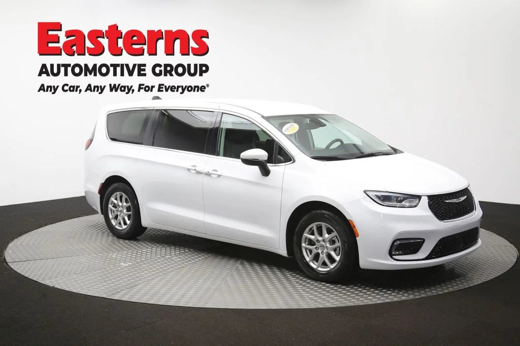 Used 2023 White Chrysler Touring L image 49