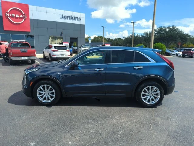 Used 2019 Blue Cadillac Luxury image 11